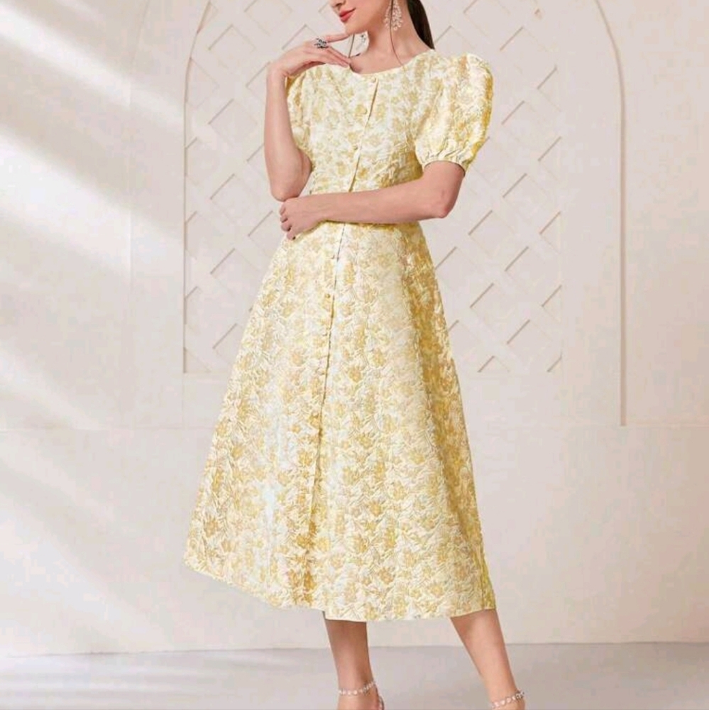 Dress - Picture 4 of 4